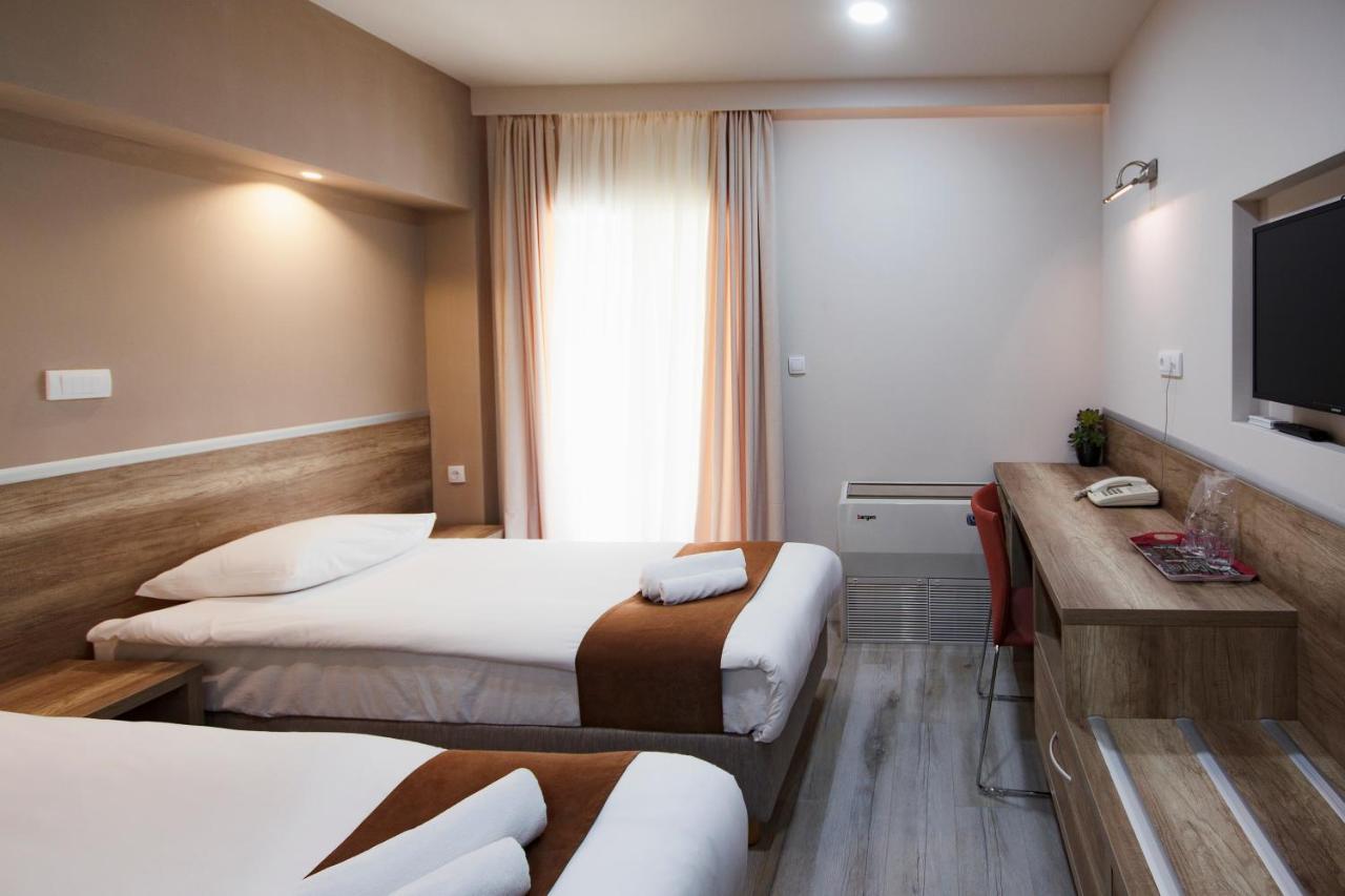 Hotel Junior كوباونيك المظهر الخارجي الصورة