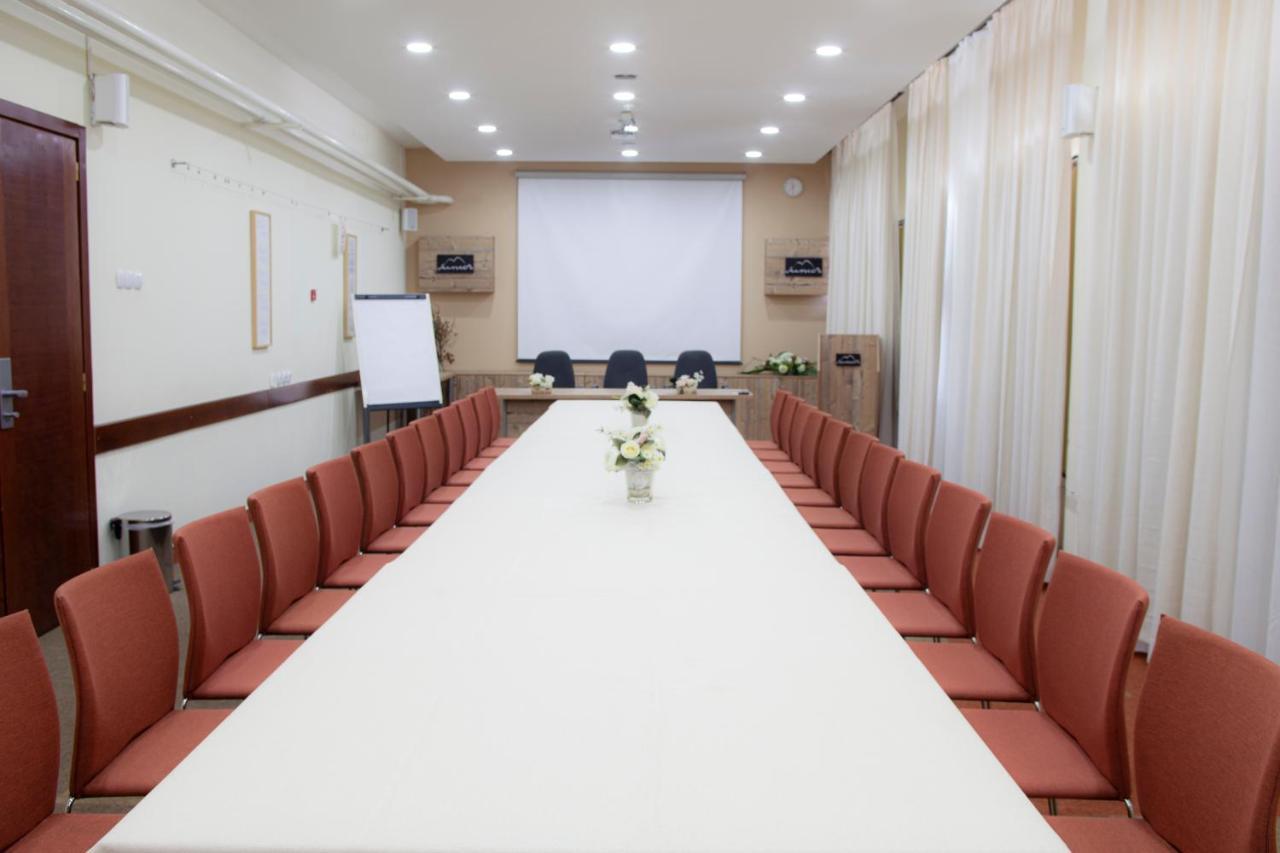 Hotel Junior كوباونيك المظهر الخارجي الصورة