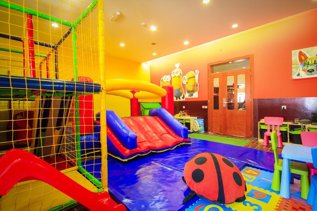 Hotel Junior كوباونيك المظهر الخارجي الصورة